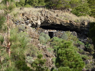 Wohnhöhle